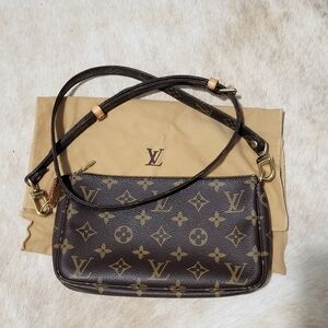 LOUIS VUITTON Pochette Accessoires Shoulder Bag Monogram Leather strap